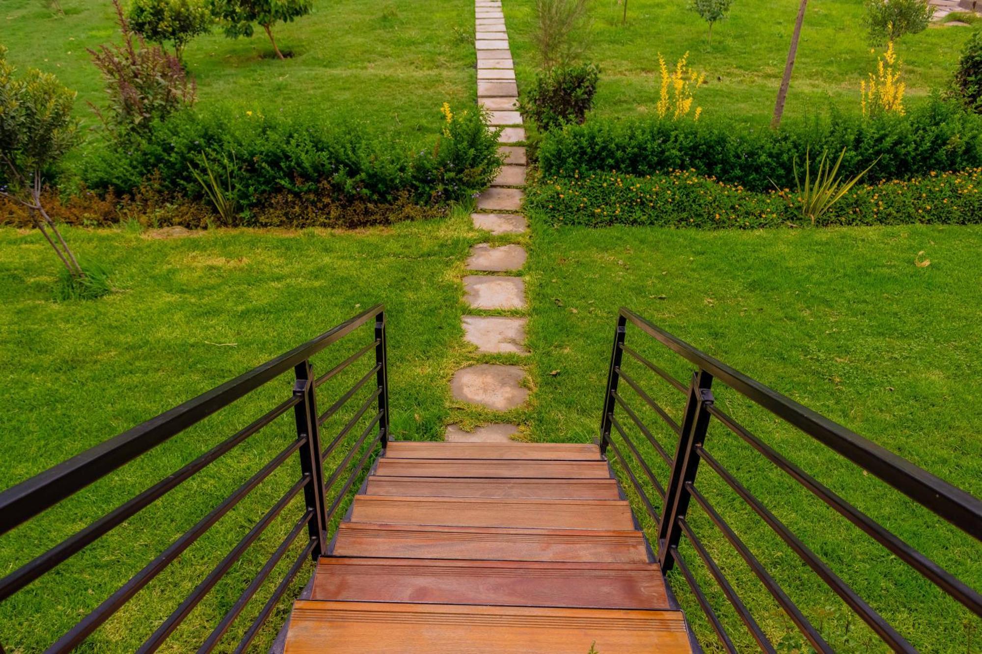Tufaha Resort Наньюки Экстерьер фото