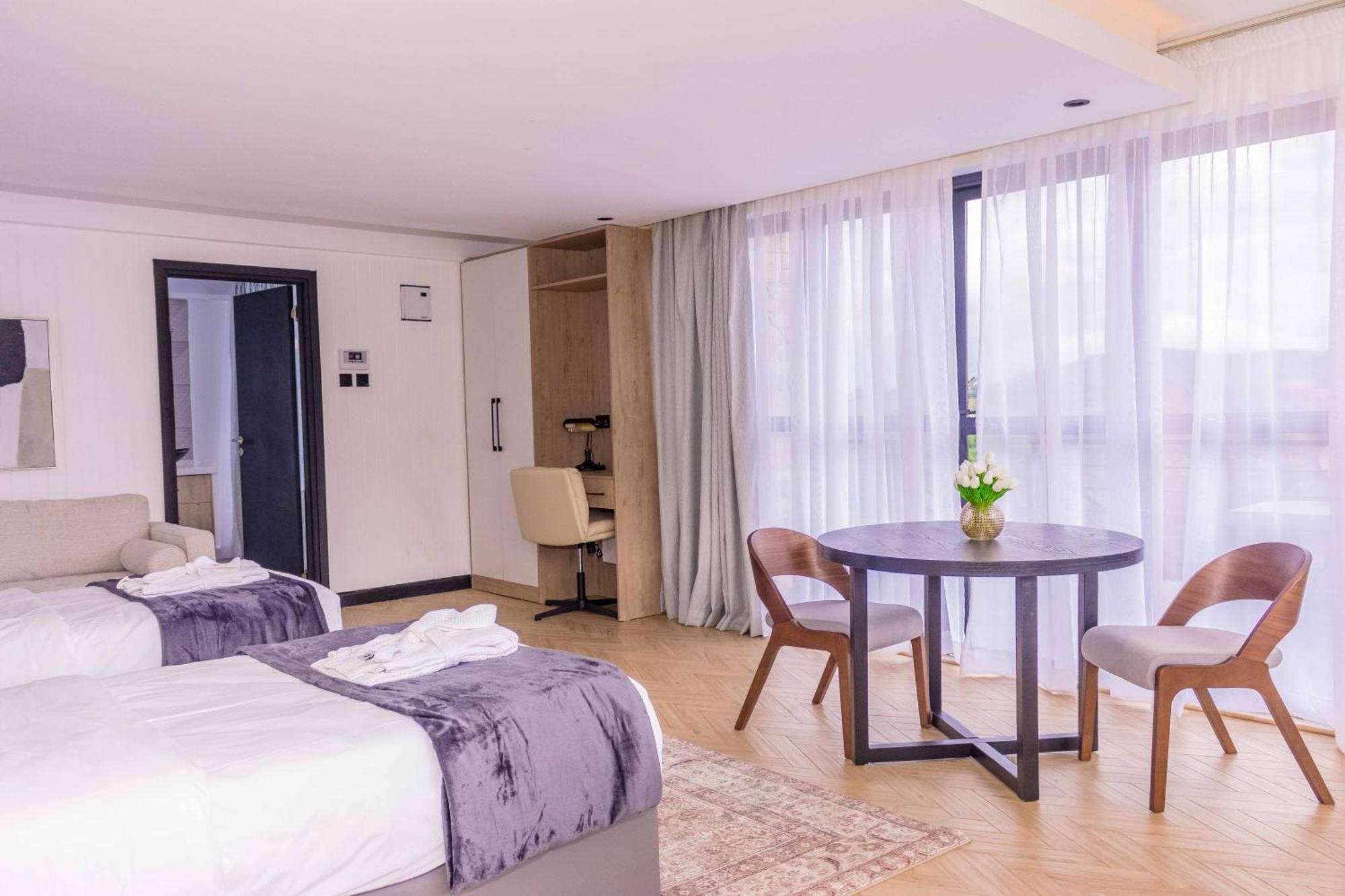Tufaha Resort Наньюки Экстерьер фото